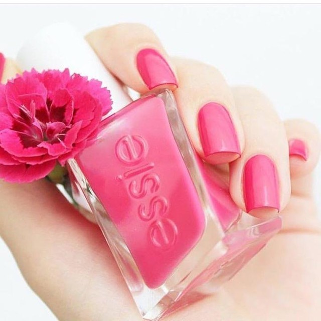 Essie Gel Couture Nail Polish # 0230 Signature Smile